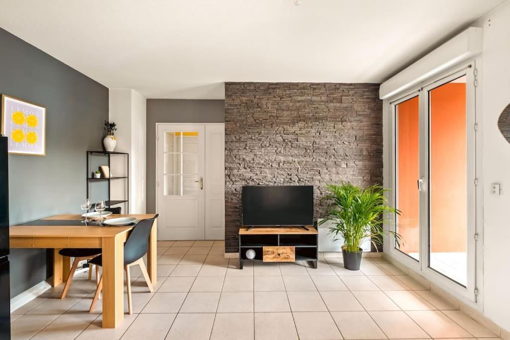 T2 Paisible Vaise, Avec Parking Metro Direct Bellecour Apartment Lyon Ngoại thất bức ảnh